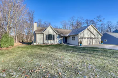 S77W19942  Holly Patch Ct, Muskego, WI 53150 - Photo 9