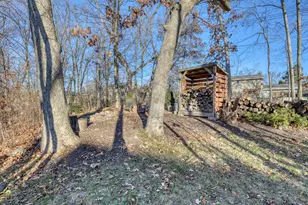 S77W19942 Holly Patch Ct, Muskego, WI 53150 - Photo 13