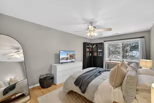 6936 Dale Dr, Racine, WI 53402 - Photo 9