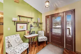 W312S8869 Cherokee Pass, Mukwonago, WI 53149 - Photo 9