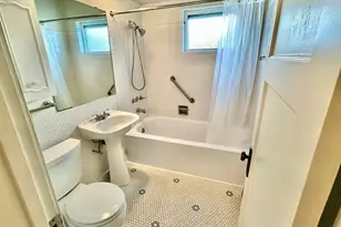 4313 N Morris Blvd, Shorewood, WI 53211 - Photo 17