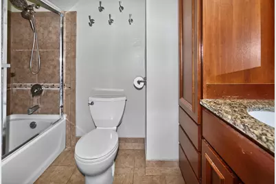 N39W5483  Wilshire Dr, Cedarburg, WI 53012 - Photo 17