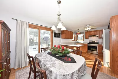 W213N16501  Glen Brooke Dr, Jackson, WI 53037 - Photo 5