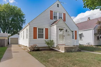 7208  33rd Ave, Kenosha, WI 53142 - Photo 1