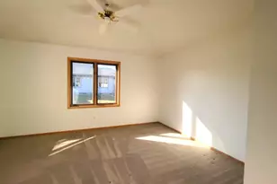 W174N8125 Shady Ln, Menomonee Falls, WI 53051 - Photo 9