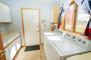 W174N8125 Shady Ln, Menomonee Falls, WI 53051 - Photo 17