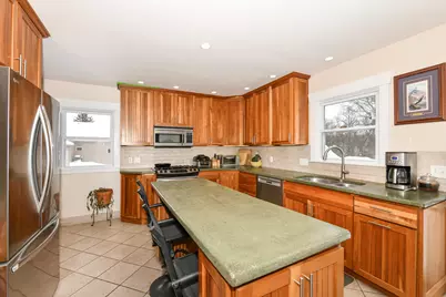 4222  Maple Dr, Delavan, WI 53115 - Photo 5