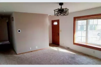 6233 S Avalon St, Milwaukee, WI 53221 - Photo 13