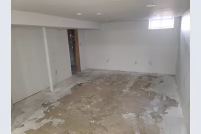 6233 S Avalon St, Milwaukee, WI 53221 - Photo 27