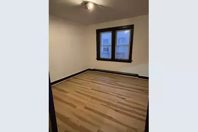 2613 W Capitol Dr, Milwaukee, WI 53206 - Photo 11