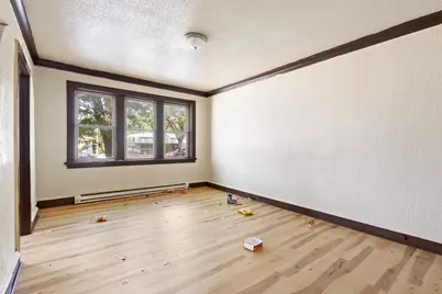 2613 W Capitol Dr, Milwaukee, WI 53206 - Photo 13