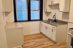 2613 W Capitol Dr, Milwaukee, WI 53206 - Photo 9