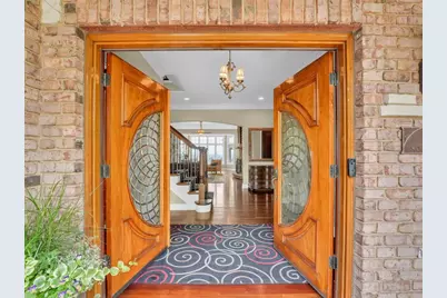 106  Michigan Ct, Racine, WI 53402 - Photo 3