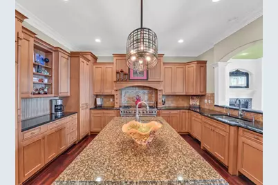 106  Michigan Ct, Racine, WI 53402 - Photo 13