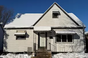 4334 W Eggert Pl., Milwaukee, WI 53218 - Photo 1