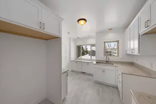 125 Cherry St, Campbellsport, WI 53010 - Photo 5