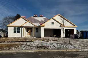 N75W24746 Lauren Dr, Sussex, WI 53089 - Photo 1