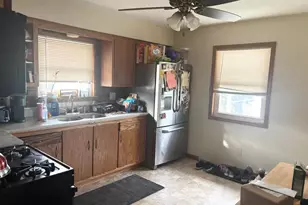 1617 Ohio St, Racine, WI 53405 - Photo 3