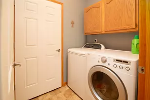 327 E Clay St, Whitewater, WI 53190 - Photo 11