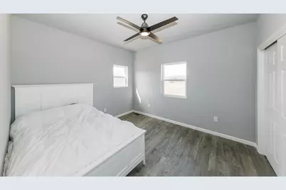 680  Hillside Ln, Cedarburg, WI 53012 - Photo 19