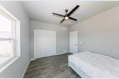 680  Hillside Ln, Cedarburg, WI 53012 - Photo 21