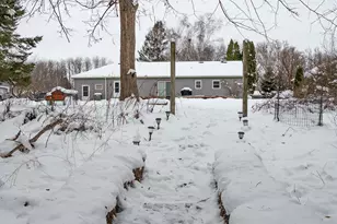 517 Fox Knoll Dr, Racine, WI 53185 - Photo 35