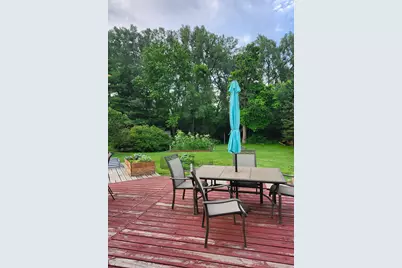 517  Fox Knoll Dr, Racine, WI 53185 - Photo 39