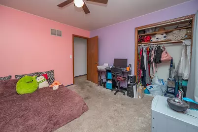 517  Fox Knoll Dr, Racine, WI 53185 - Photo 25