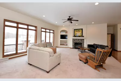 N6393  Tradewinds Cir, Beaver Dam, WI 53916 - Photo 9
