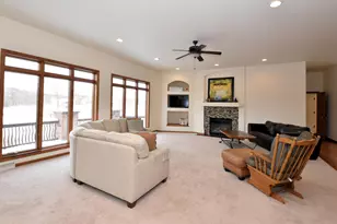 N6393 Tradewinds Cir, Beaver Dam, WI 53916 - Photo 9