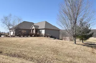 N6393 Tradewinds Cir, Beaver Dam, WI 53916 - Photo 51