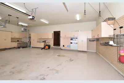 N6393  Tradewinds Cir, Beaver Dam, WI 53916 - Photo 39
