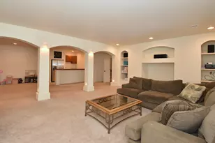 N6393 Tradewinds Cir, Beaver Dam, WI 53916 - Photo 29