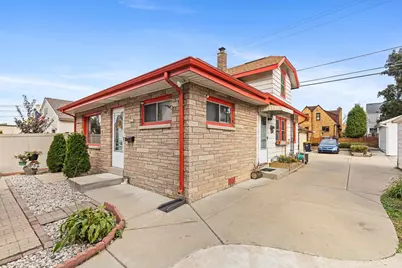 2352 S 79th St, West Allis, WI 53219 - Photo 1