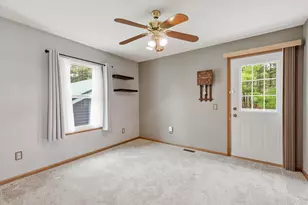 W7109 Dakota Ave, Springfield, WI 53964 - Photo 7