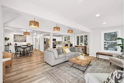 2201  Lakeshore Dr, Racine, WI 53139 - Photo 9