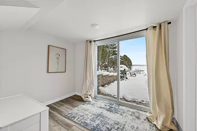 2201  Lakeshore Dr, Racine, WI 53139 - Photo 29