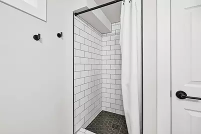 2201  Lakeshore Dr, Racine, WI 53139 - Photo 31