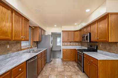 4640 W Brentwood Ct, Milwaukee, WI 53223 - Photo 19