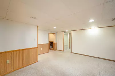 4640 W Brentwood Ct, Milwaukee, WI 53223 - Photo 25