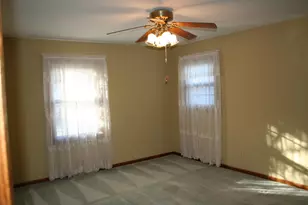 3427 E Elmwood Dr, Racine, WI 53405 - Photo 23