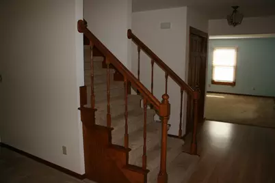 3427 E Elmwood Dr, Racine, WI 53405 - Photo 9