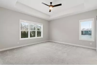 W229N3655  Sterling Ct, Pewaukee, WI 53072 - Photo 17