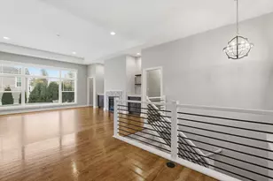 W229N3655 Sterling Ct, Pewaukee, WI 53072 - Photo 3