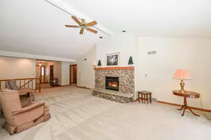 7713 W Terrace Dr, Franklin, WI 53132 - Photo 5