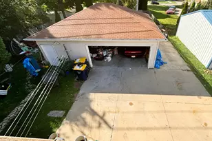 2043 S 81st St, West Allis, WI 53219 - Photo 49