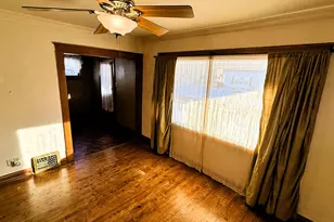 2043 S 81st St, West Allis, WI 53219 - Photo 29