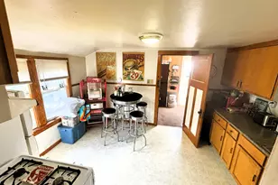 2043 S 81st St, West Allis, WI 53219 - Photo 39