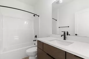 N56W20744 Carnoustie Way, Menomonee Falls, WI 53052 - Photo 17