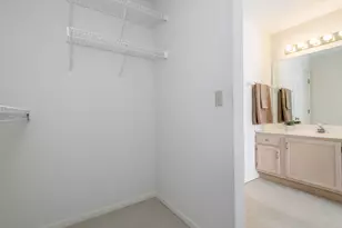 8782 Woodbridge Dr, Greendale, WI 53219 - Photo 17